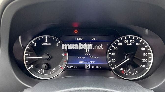 Nissan Navara 2022 EL 2.3 AT  Cao cấp - 58000 km