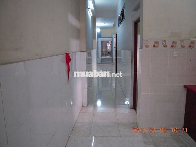 Cho thuê nhà mặt tiền đường Phú Thọ Hòa, dt 4x30 trệt 4 lầu