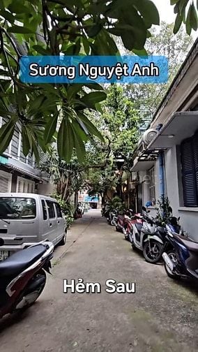 Nhà Mặt Tiền ngay ngã tư Nguyễn Thị Minh Khai - CMT8, vỉa hè rộng 15m