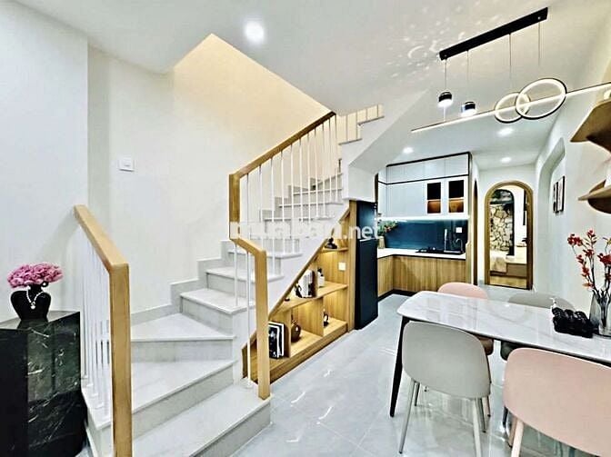 42m2- 6tỷ - HÀNG XANH - BÌNH THẠNH - HXH