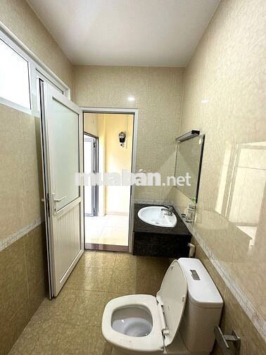 Căn hộ rộng 30m2_cửa sổ giếng trời siêu thoáng và sáng_Mới KT