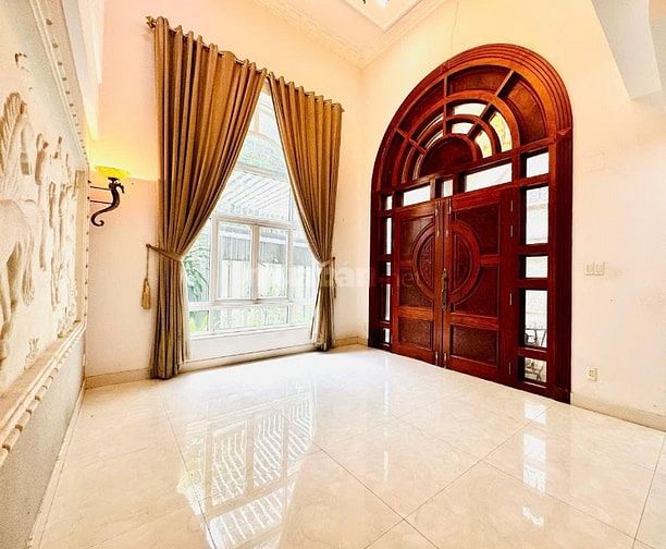 HOT BÁN GÁP NHÀ 2 MẶT TIỀN ĐƯỜNG TRƯỜNG SA NGAY KHU PHAN XÍCH LONG