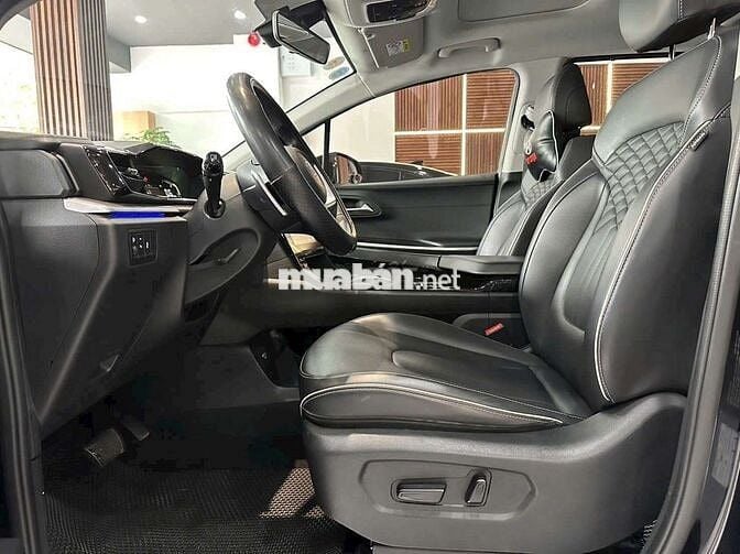 Hyundai Custin 2024 2.0T Premium Đen- 53,000 km