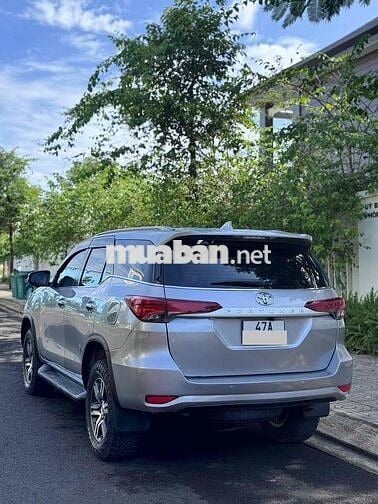 Toyota Fortuner 2017 2.4G 4x2 - 93000 km