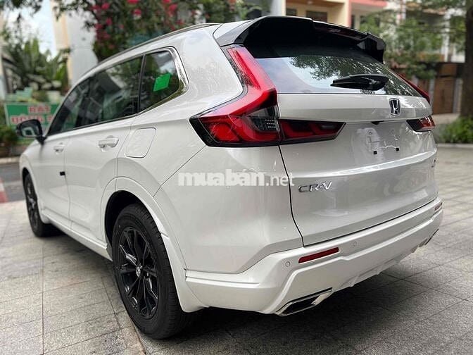 Honda CRV e:HEV RS Trắng, 1 xe cuối cùng của năm