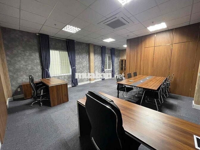 Cho thuê VP 50m2 Tân Cảng full nội thất mới đẹp