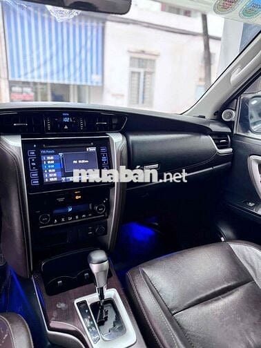 Toyota Fortuner 2018 2.4G 4x2 - 83000 km