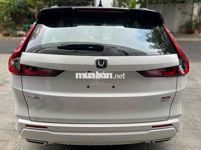 Honda CRV e:HEV RS Trắng, 1 xe cuối cùng của năm
