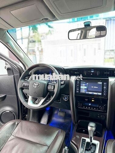 Toyota Fortuner 2018 2.4G 4x2 - 83000 km