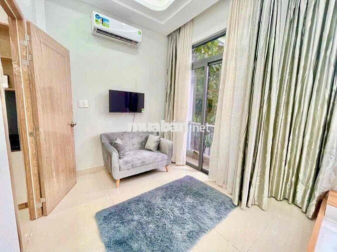 CĂN HỘ BAN CÔNG 1 PHÒNG NGỦ TÁCH BẾP NGAY TRUNG TÂM PHÚ NHUẬN