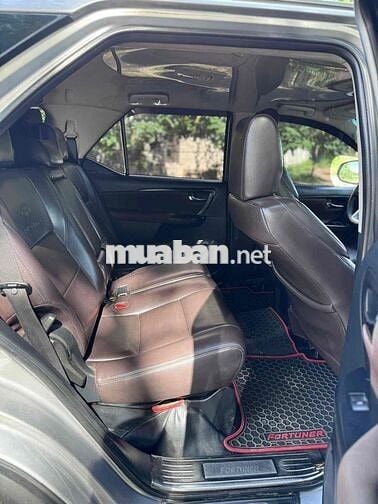 Toyota Fortuner 2017 2.4G 4x2 - 93000 km