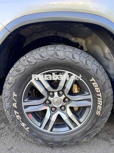 Toyota Fortuner 2017 2.4G 4x2 - 93000 km