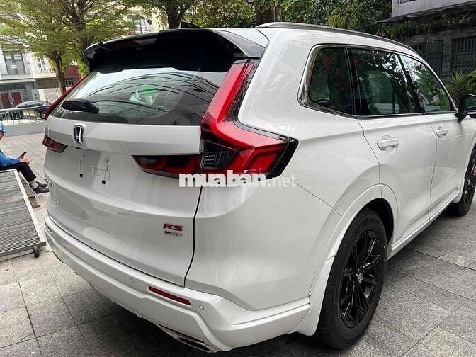 Honda CRV e:HEV RS Trắng, 1 xe cuối cùng của năm