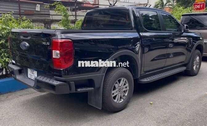 Ford Ranger 2023 XLS 2.0L 4x2 AT - 13000 km