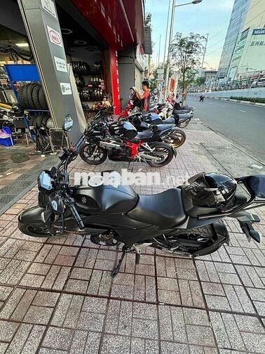 Suzuki Gixxer 250cc odo 2km như xe thùng Bstp