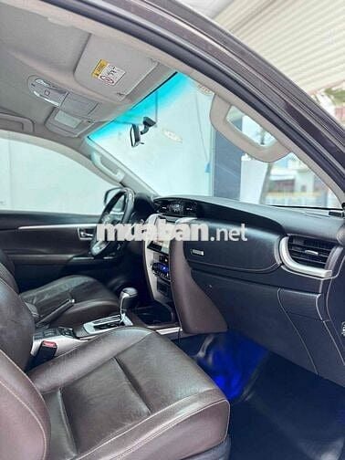 Toyota Fortuner 2018 2.4G 4x2 - 83000 km