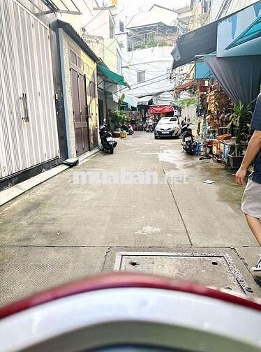 GIÁP QUẬN 10, 4mx18m, 5PN, 5WC, 4 TẦNG MỚI ĐẸP, CHỈ 9TỶ, HẺM XE HƠI 5M