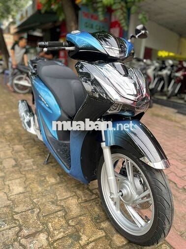 Xe máy Honda SH 125 màu xanh đen đời 2025