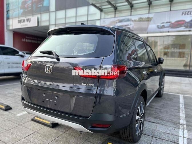 Honda BRV L Xám, 1 xe giao ngay, cho vay 85% giá