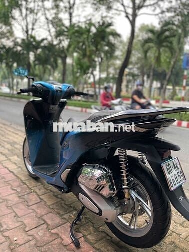 Xe máy Honda SH 125 màu xanh đen đời 2025