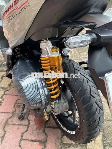 Xe máy Honda Vario 160 màu xám đời 2023