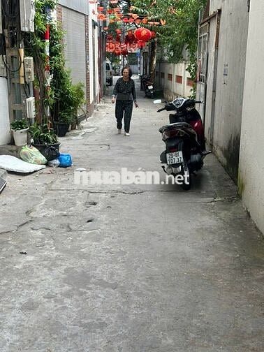 Đất 42m2 Cạnh Trường Cấp 2 Long Biên – Đối Diện Sân Bay Gia Lâm