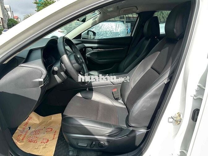 Mazda 3 2023 1.5L Luxury - 1 chủ chuẩn 3 vạn