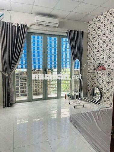 Nhà cho thuê nguyên căn có nội thất