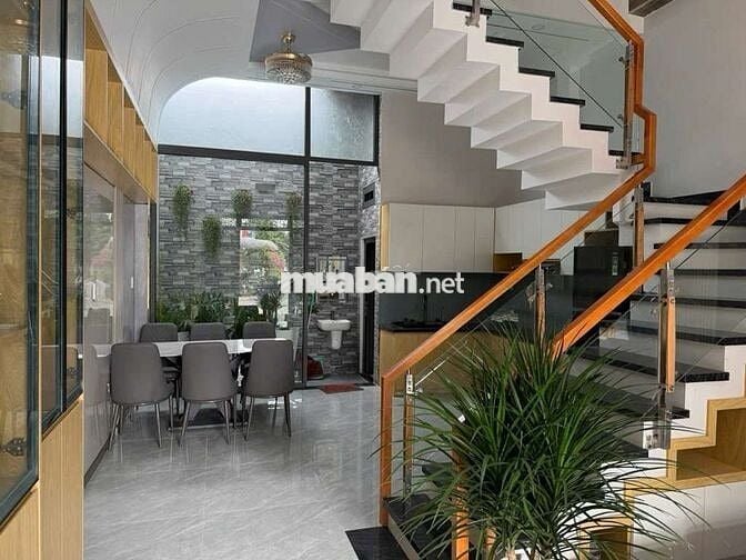 🔥 NHÀ PHỐ 3 LẦU SÁT ĐT743 DĨ AN — Ở NGAY — SỔ VUÔNG A4