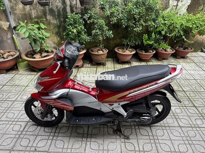 Xe Air Blade 2010 Fi màu đỏ đen bạc mới 98%