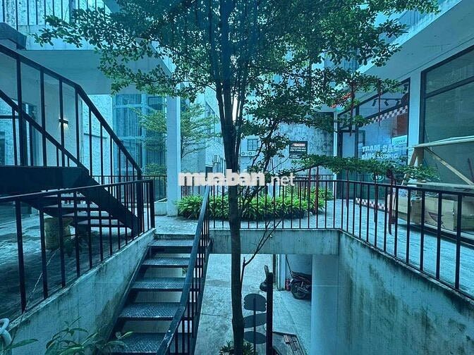 Trung tâm Đống Đa - 46m2 - CHỈ 8,15 tỷ LH ngay Trung tâm Đống Đa - 46m2 - CHỈ 8,15 tỷ LH ngay