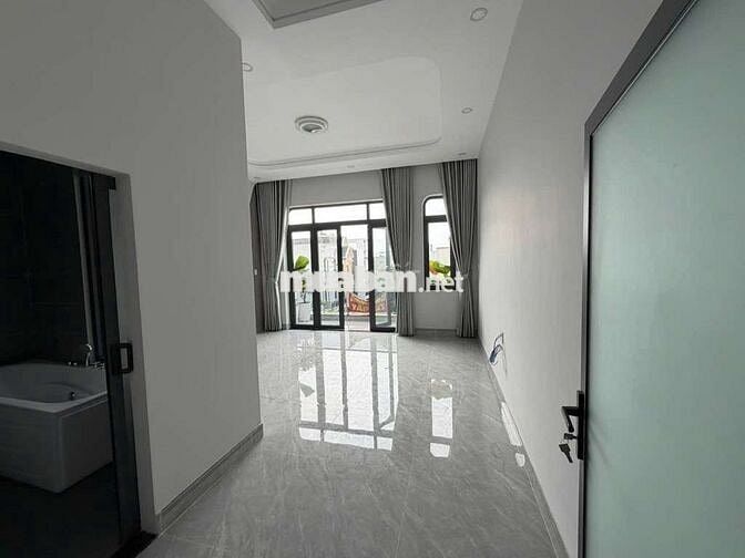 🔥 NHÀ PHỐ 3 LẦU SÁT ĐT743 DĨ AN — Ở NGAY — SỔ VUÔNG A4