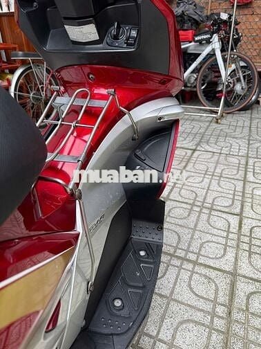 Xe Air Blade 2010 Fi màu đỏ đen bạc mới 98%