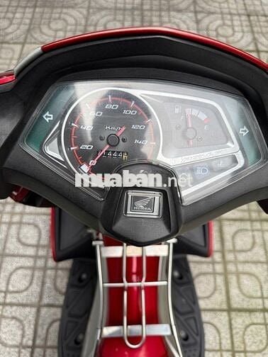Xe Air Blade 2010 Fi màu đỏ đen bạc mới 98%