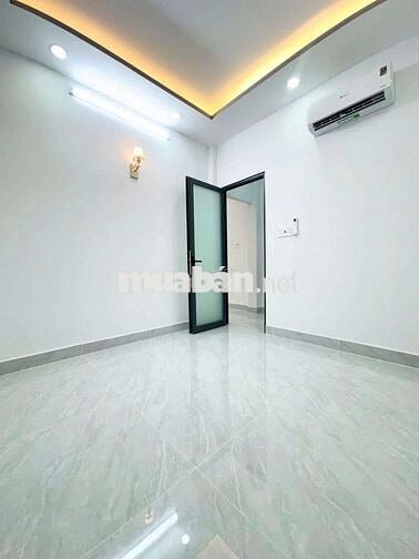 🔥🔥🔥 BÁN NHÀ TO ĐẸP - GIÁP QUẬN 7 🔥🔥🔥