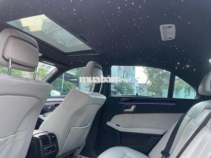 Mercedes-Benz E250 AMG 2015 màu trắng