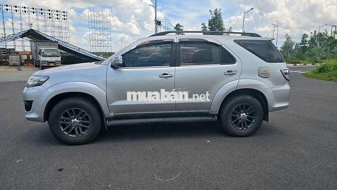 Fotuner 2013 2.7V - 108000km 1 chủ mua mới từ đầu