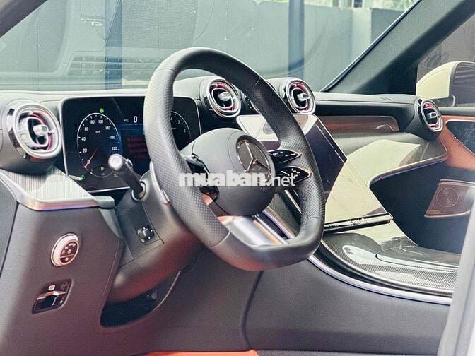 💯 MERCEDES-BENZ GLC300 4MATIC V1 có HUD 2024