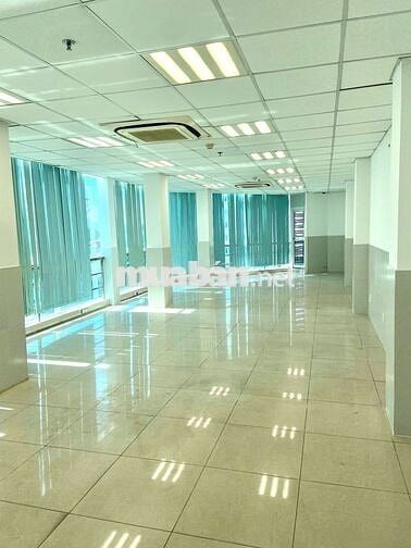 Cho thuê văn phòng mới 100% trung tâm Quận 5