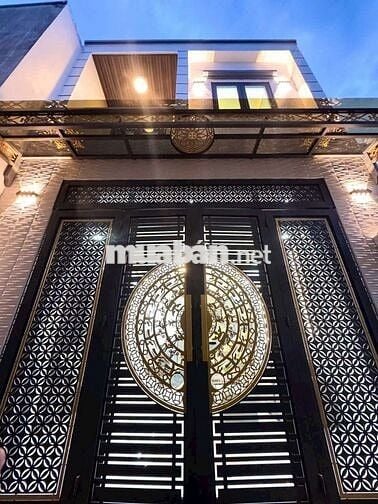 🔥🔥🔥 BÁN NHÀ TO ĐẸP - GIÁP QUẬN 7 🔥🔥🔥