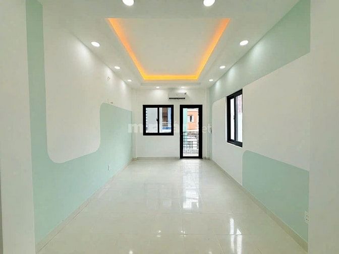 Nhà hẻm XH Trần Hưng Đạo, Quận 1. DT 51m2 - Giá 3 TỶ 550