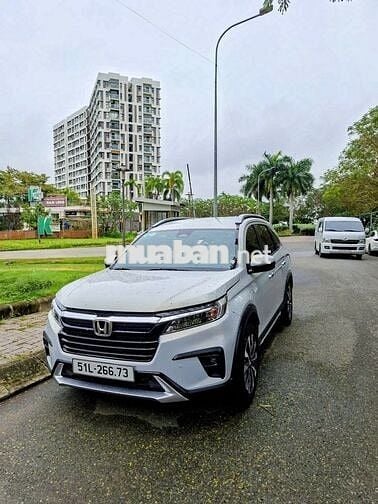 Honda BR-V 2024 L - 30000 km