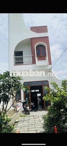 Chính chủ cần bán nhà mới xây 1 trệt 2 lầu