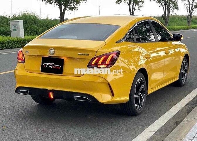 MG MG5 2024 Luxury - 12000 km