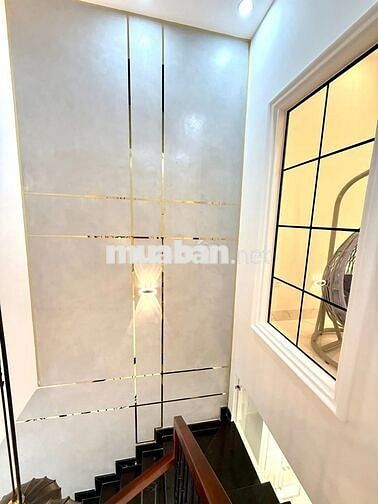 Nhà Phường 5 siêu đẹp 4m x 23m5 có 4 phòng ngù, 3wc