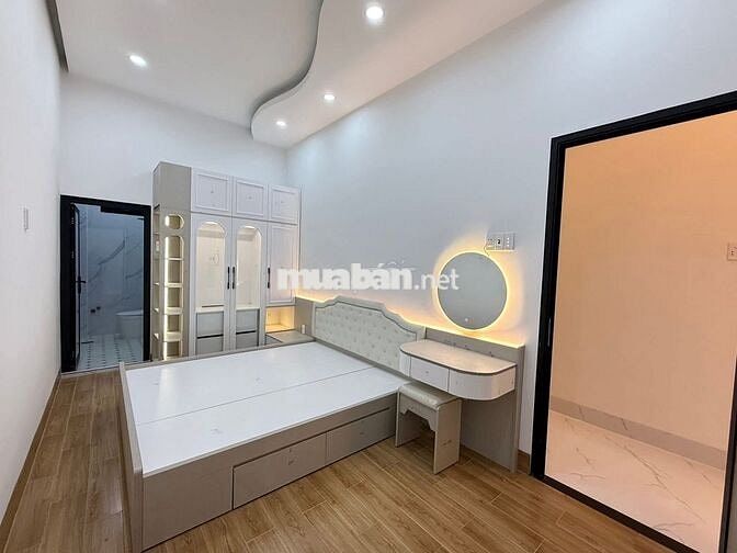 Nhà Phường 5 siêu đẹp 4m x 23m5 có 4 phòng ngù, 3wc