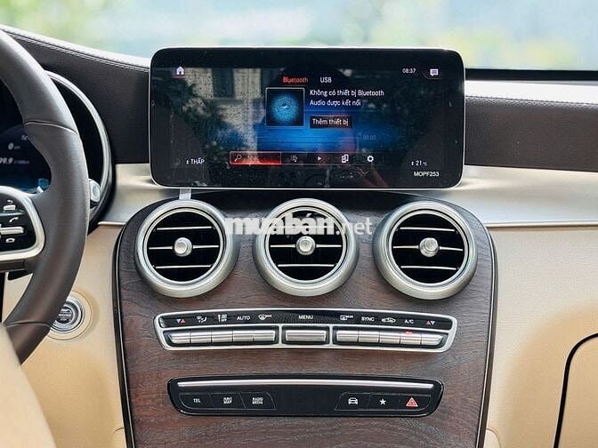 GLC200 4MATIC TRẮNG KEM 53.000KM (CHẤT XE CỰC ĐẸP)
