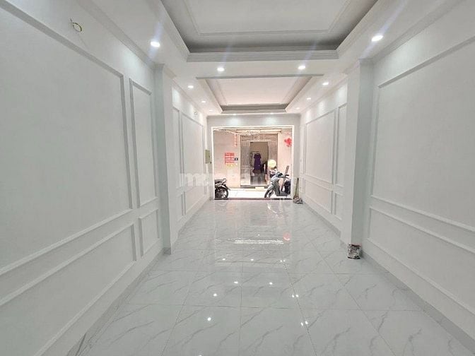 !OTO ĐỖ CỬA VÀO NHÀ ! MỘT NHÀ RA PHỐ ! THÔNG SÀN KINH DOANH ! 9,6 TỶ !