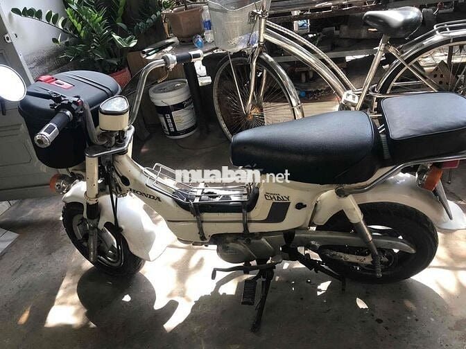 Xe số Honda Chaly màu trắng đời 1989