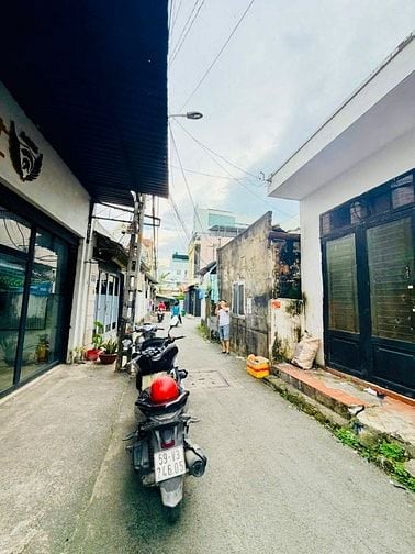 Bán nhà rộng hẻm xe hơi (6x18) 638/29 Quang Trung p11 Gò Vấp
